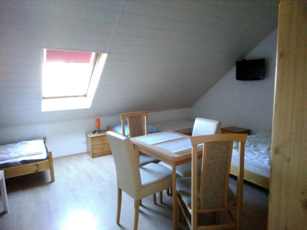 Dom Pod Sosnami Bed & Breakfast Mielno  Exterior photo